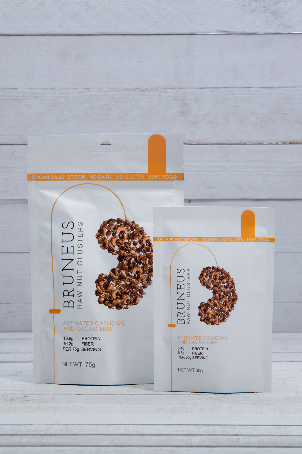 BRUNEUS Activated Cashews and Cacao Nibs